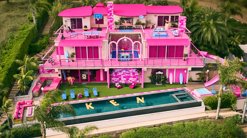 Barbie: Δωρεάν διαμονή στο παραμυθένιο σπίτι της στο Μαλιμπού