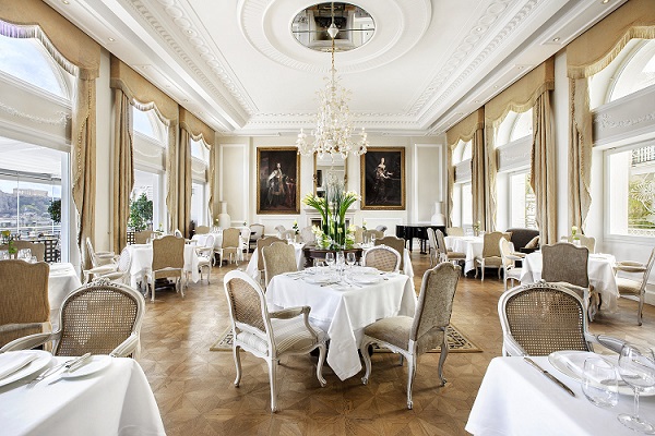 Το Tudor Hall Restaurant αποκτά το πρώτο του αστέρι Michelin