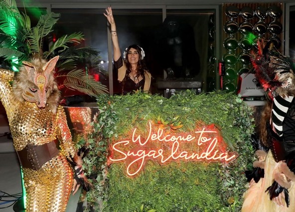 “Sugarlandia” Summer Edition: Λαμπερές Παρουσίες στο καλοκαιρινό party του premium “Don Papa Rum”