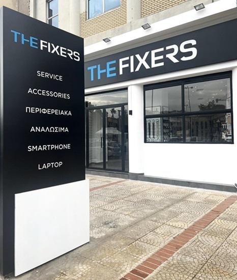 THE FIXERS : Ηγέτες στα Certified Refurbished iPhone