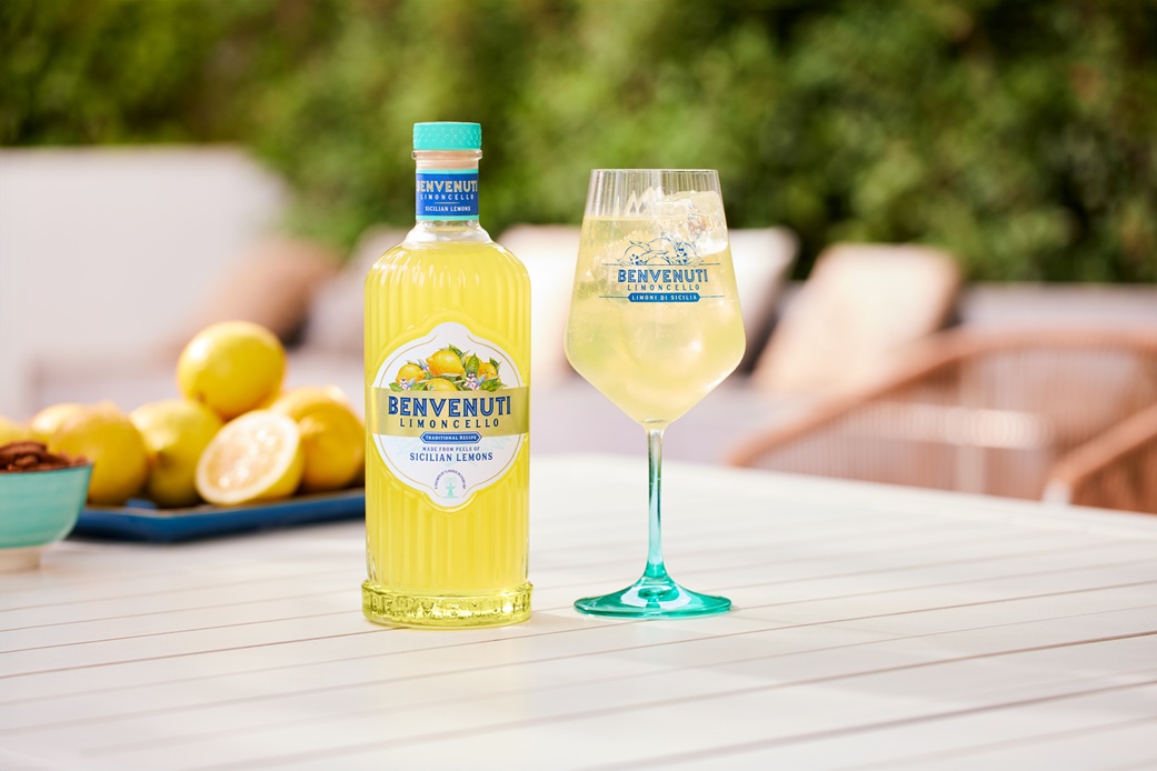 Benvenuti Limoncello : Η αυθεντική γεύση της Ιταλίας τώρα στο ποτήρι σου