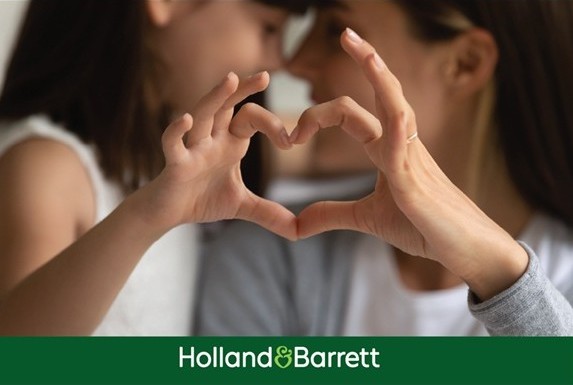 Holland & Barrett: Η καρδιά στο επίκεντρο – μοναδική προσφορά Ωμέγα 3 και στήριξη στους Γιατρούς Χωρίς Σύνορα