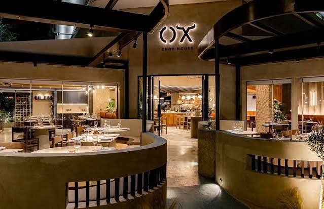 OX Athens x Εβίβα: Μια βραδιά αφιερωμένη στο κρέας και την παράδοση