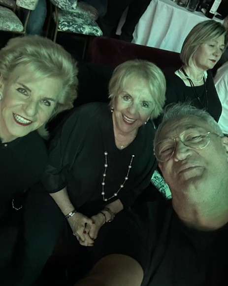 Νυχτερινή έξοδος στο NOX με την Αγνή Μπάλτσα και τον Γιώργο Ντάβλα