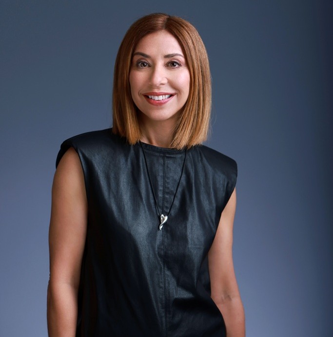 «Δεν σου λείπει η ικανότητα. Σου λείπει η άδεια»: Η πραγματική συζήτηση για τις γυναίκες στην εργασία μέσα από το παράδειγμα της METRO