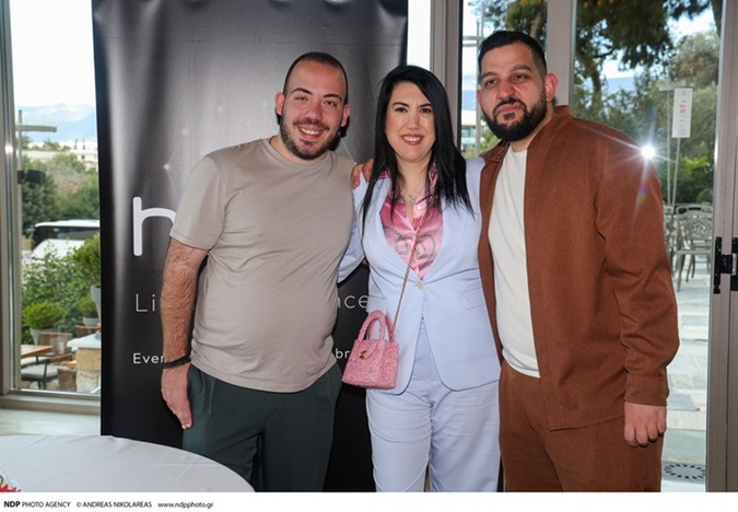 Helios Brain: Η νέα εποχή της ζωντανής νοημοσύνης ξεκινά με θέα την Ακρόπολη